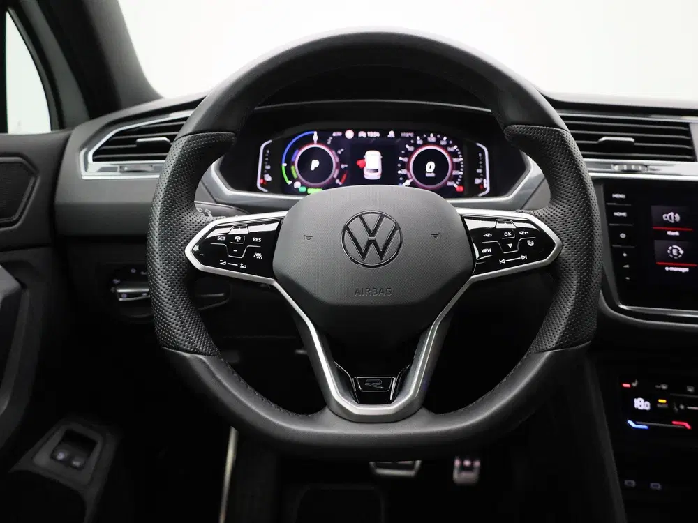 Volkswagen Tiguan 1.4 TSI eHybrid R-Line Business+ 245 PK uit 2021, foto 7