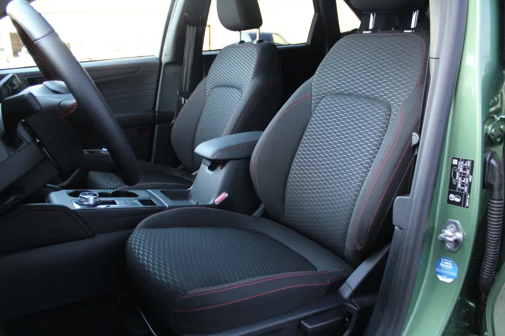 Ford Kuga 2.5-243pk PHEV ST-Line. Mrt. 2026 uit 2026, foto 13