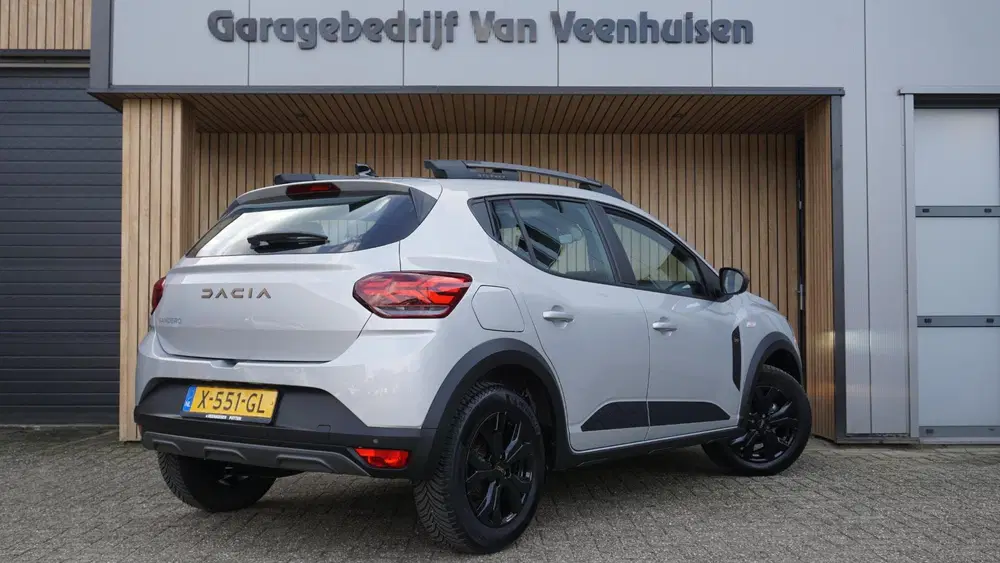 Dacia Sandero 1.0 TCe 90pk Automaat Extreme Schuifda uit 2023, foto 6