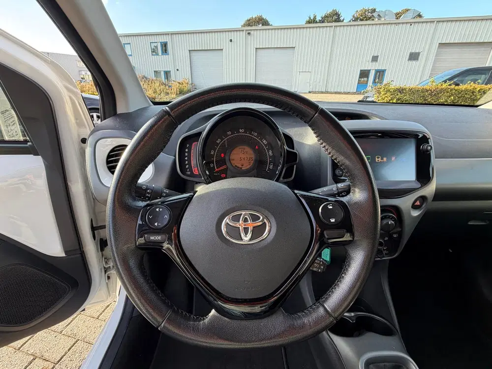Toyota Aygo 1.0 VVT-i x-clusiv uit 2021, foto 5