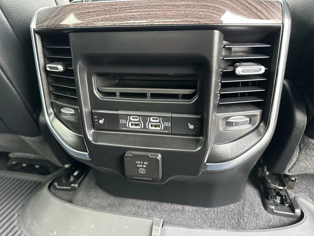 Dodge RAM 3.0 420 PK LARAMIE PREMIUM NIGHT uit 2024, foto 11