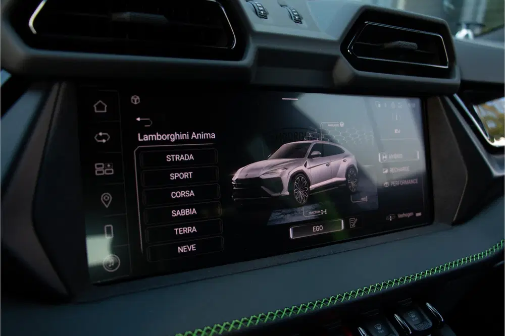 Lamborghini Urus 4.0 V8 Hybrid SE 800PK uit 2025, foto 13