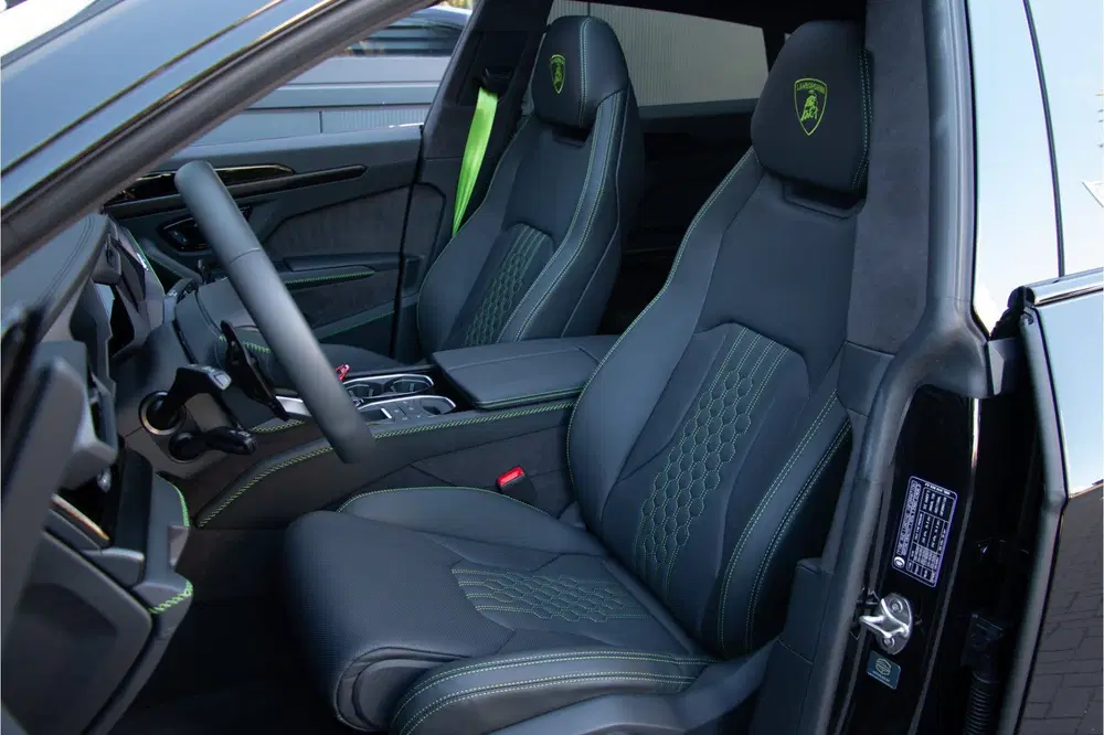 Lamborghini Urus 4.0 V8 Hybrid SE 800PK uit 2025, foto 5