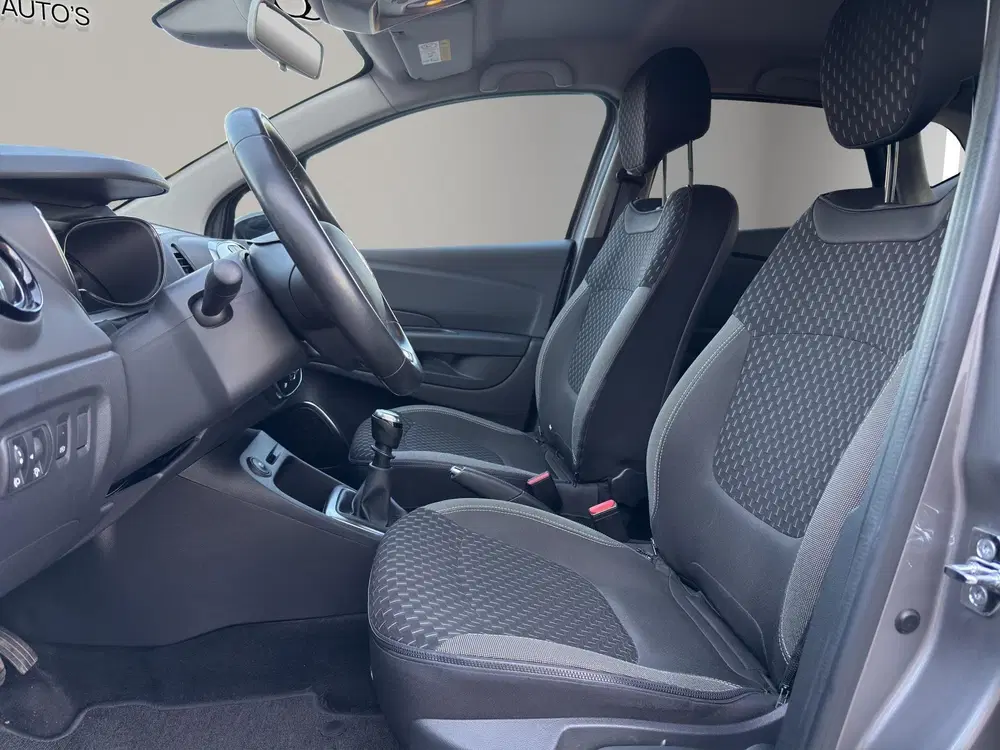 Renault Captur 1.3 TCe 130 Intens uit 2019, foto 10