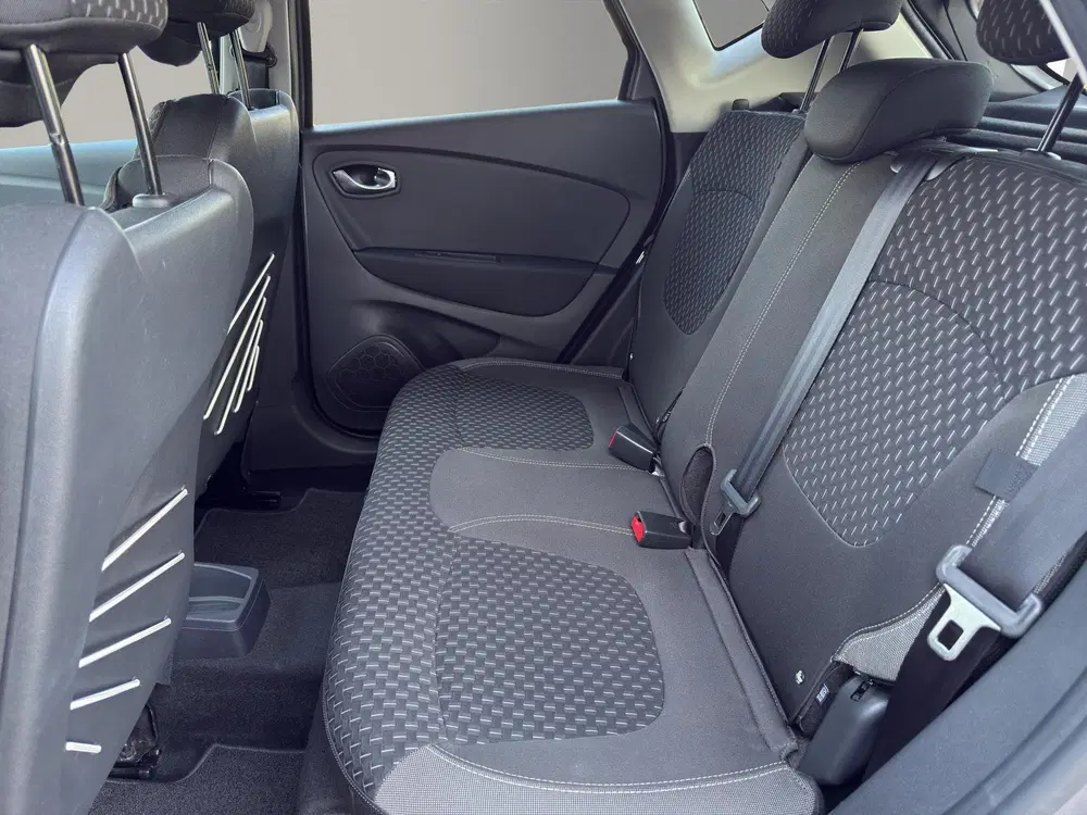 Renault Captur 1.3 TCe 130 Intens uit 2019, foto 13