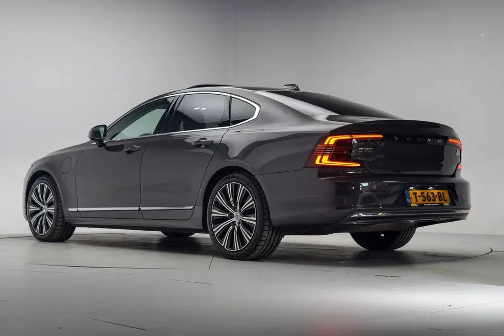 Volvo S90 2.0 T8 AWD Plus Bright SOH 97 uit 2023, foto 3