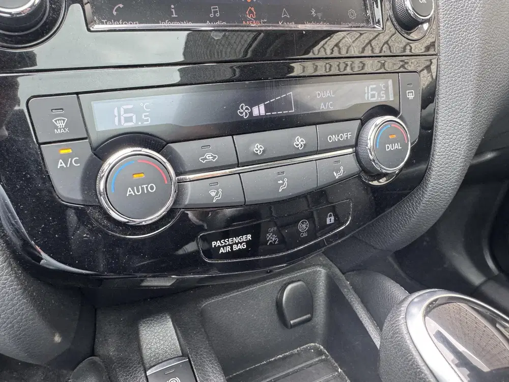 Nissan Qashqai 1.3 DIG-T Premium Edition uit 2021, foto 15
