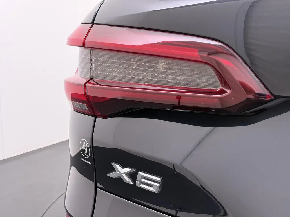 BMW X5 xDrive45e High Executive M-Sport uit 2020, foto 5