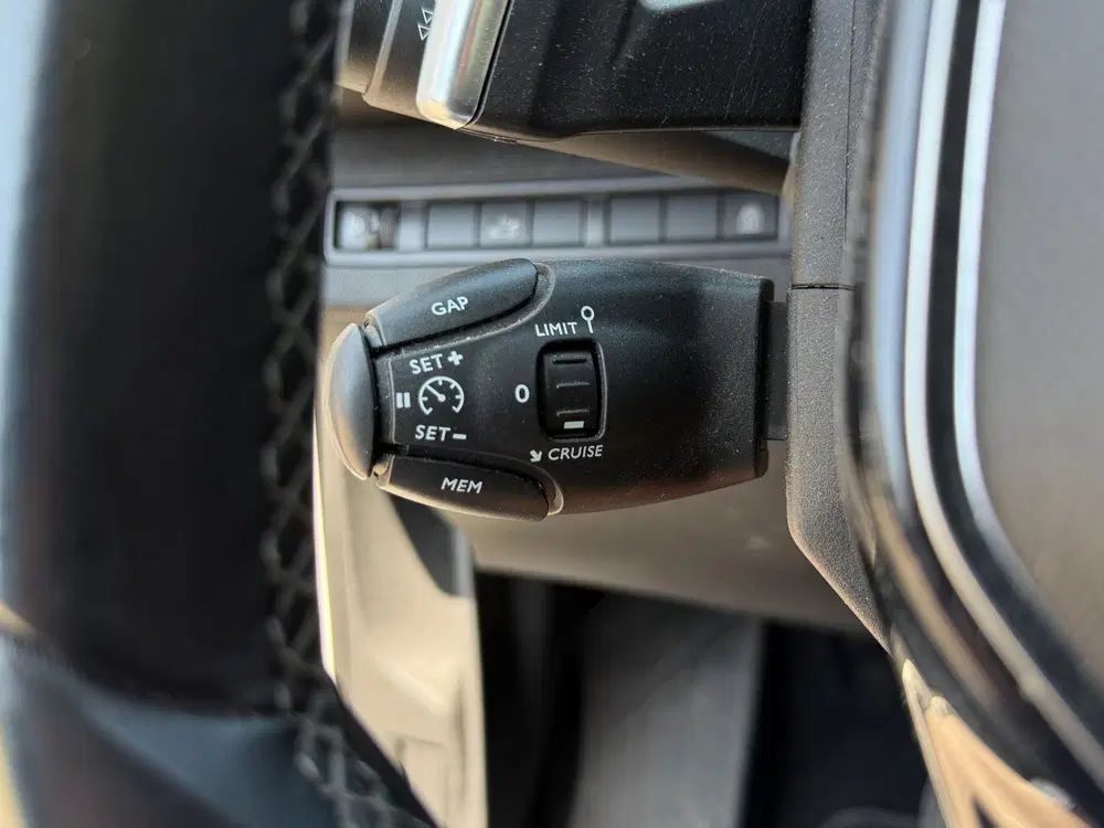 Peugeot 5008 1.2 PureTech Allure uit 2020, foto 13