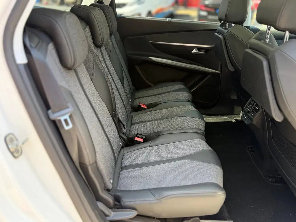 Peugeot 5008 1.2 PureTech Allure uit 2020, foto 15