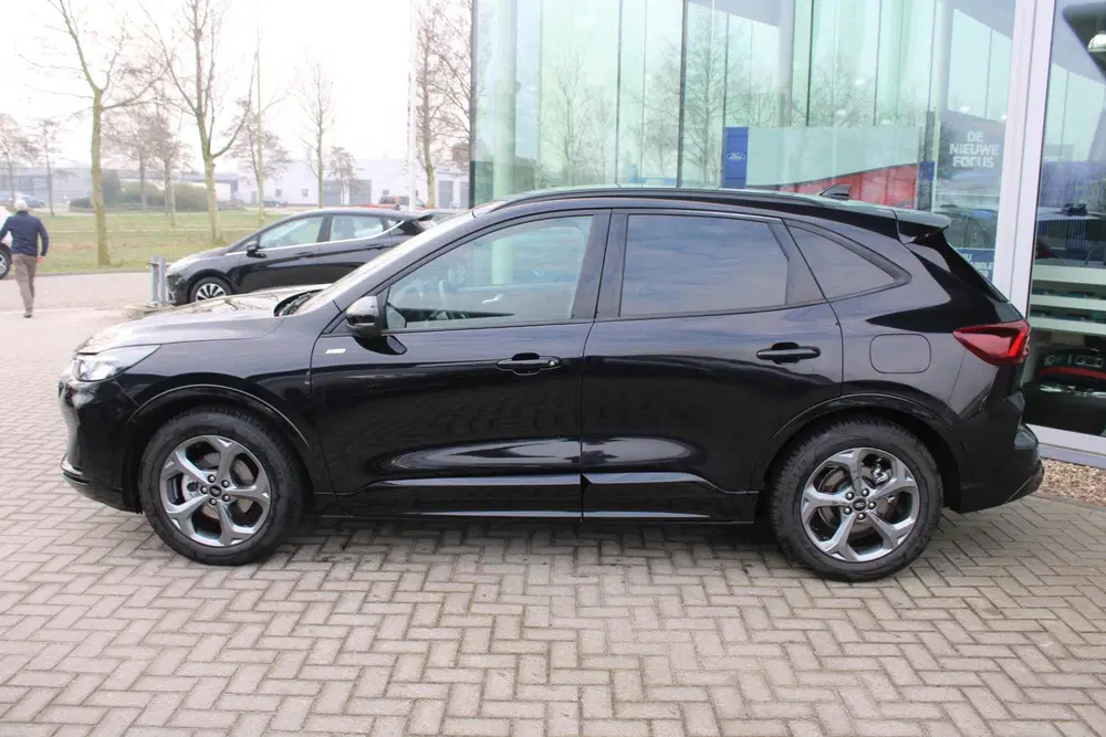 Ford Kuga 2.5 FHEV ST-Line 190pk uit 2025, foto 2