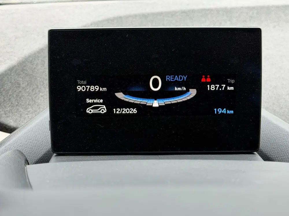 BMW i3 Basis 120Ah 42 kWh 170pk uit 2020, foto 9