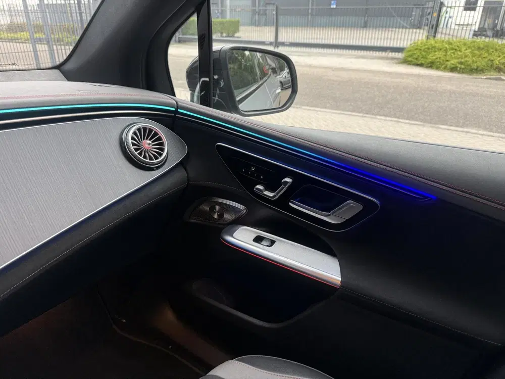 Mercedes-Benz EQE SUV Mercedes EQE SUV 350 4Matic AMG Line Achte uit 2024, foto 11