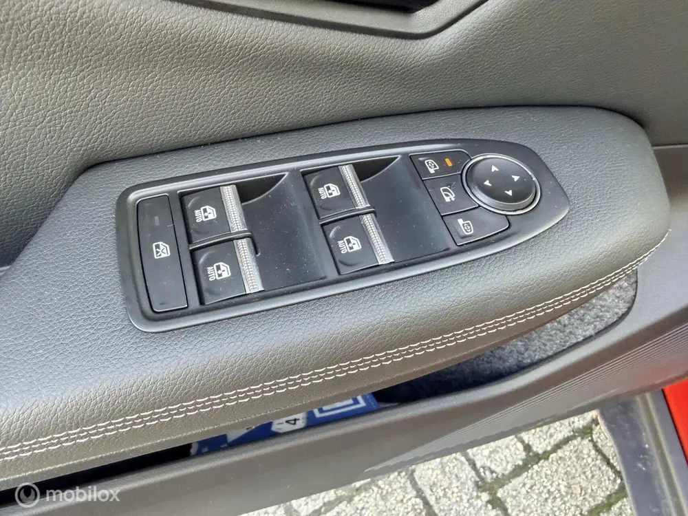Mitsubishi Eclipse Cross Intense+ 87 kWh uit 2026, foto 11
