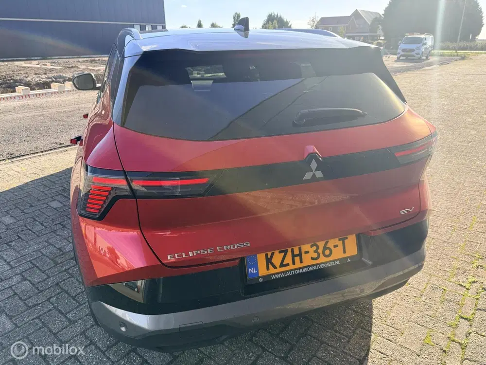 Mitsubishi Eclipse Cross Intense+ 87 kWh uit 2026, foto 4