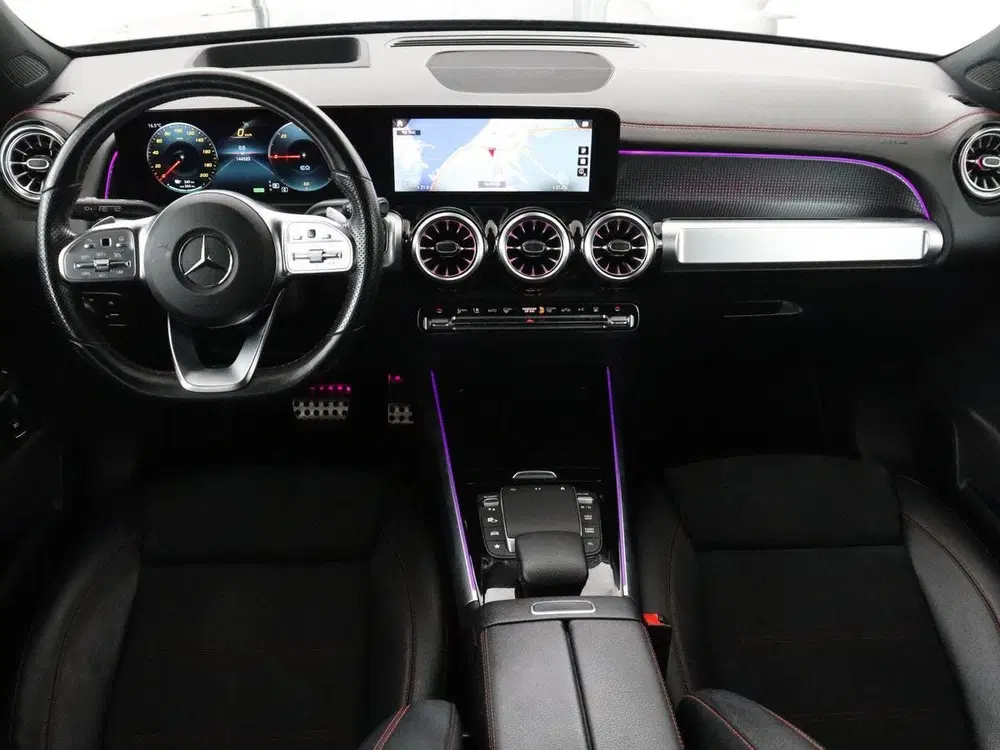 Mercedes-Benz EQB 4MATIC AMG Line 67 kWh uit 2022, foto 4