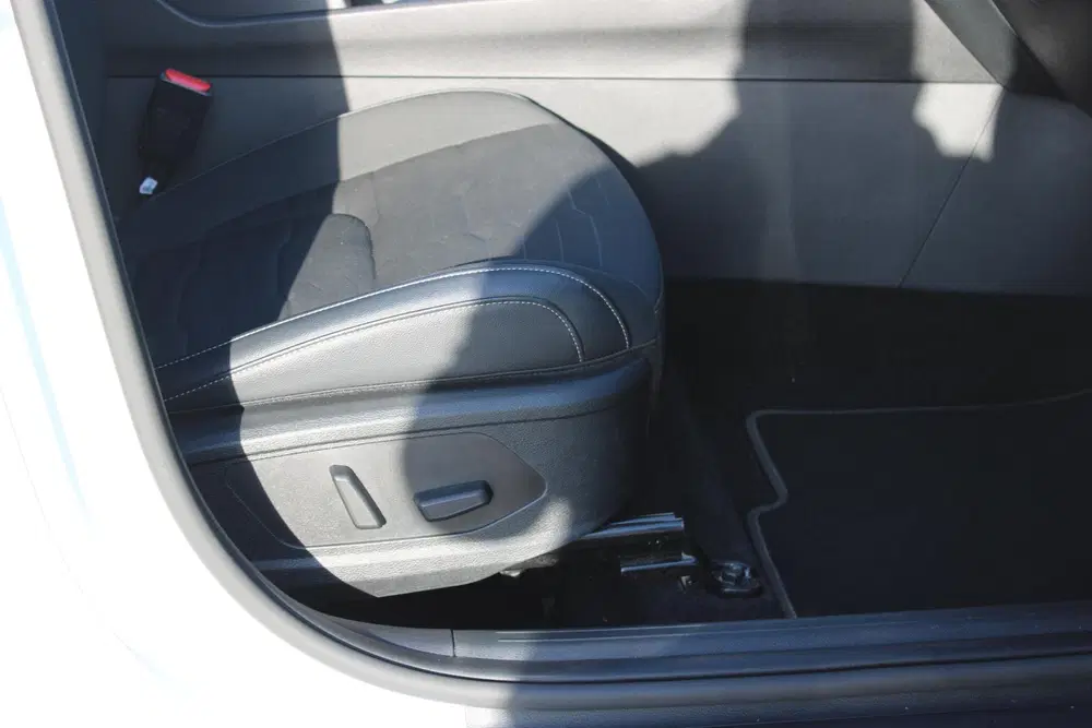 Kia Sportage 1.6 T-GDi Hybrid DynamicPlusLine Schuifdak uit 2024, foto 10