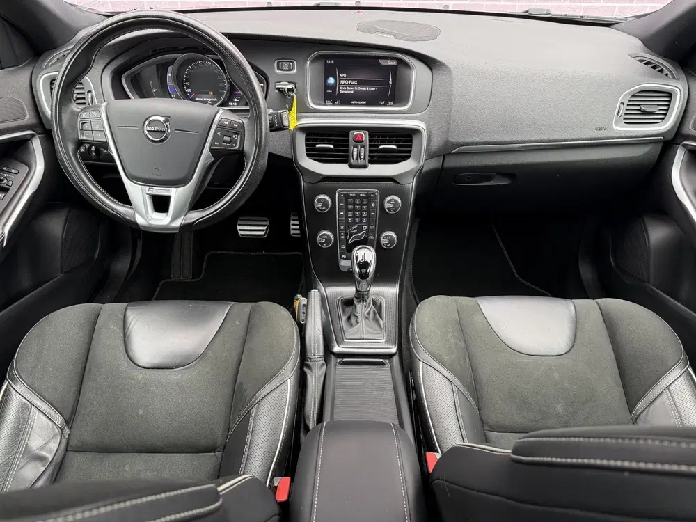 Volvo V40 1.5 T3 Polar+ Sport uit 2019, foto 15