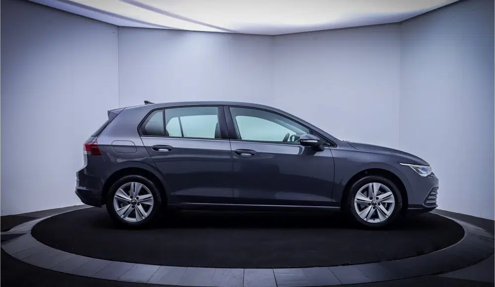 Volkswagen Golf 1.0 eTSI Dsg LIFE Plus FULL LED uit 2023, foto 4