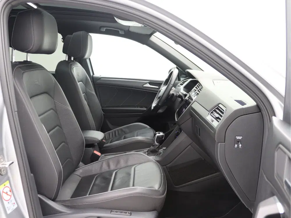 Volkswagen Tiguan Allspace 1.5 TSI R-Line 7p. Pano uit 2022, foto 11