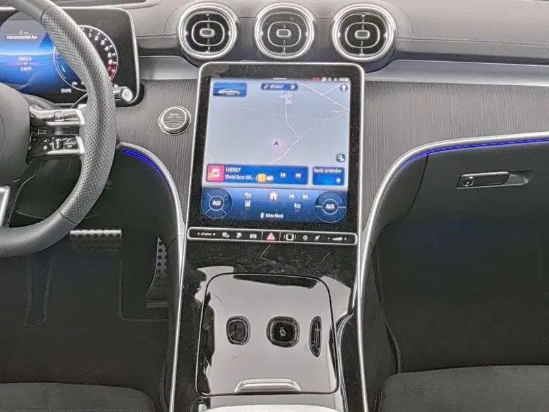 Mercedes-Benz CLE CLE Coupé 300 e AMG Line uit 2025, foto 2