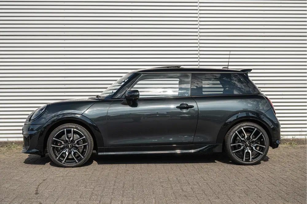 Mini Hatchback Cooper S Automaat uit 2026, foto 2