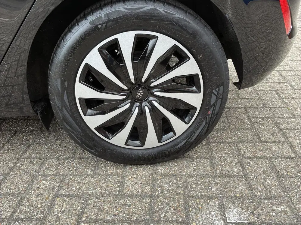 Ford Fiesta 1.0 EcoBoost Hybrid Titanium WINTERPAKKET. uit 2023, foto 11