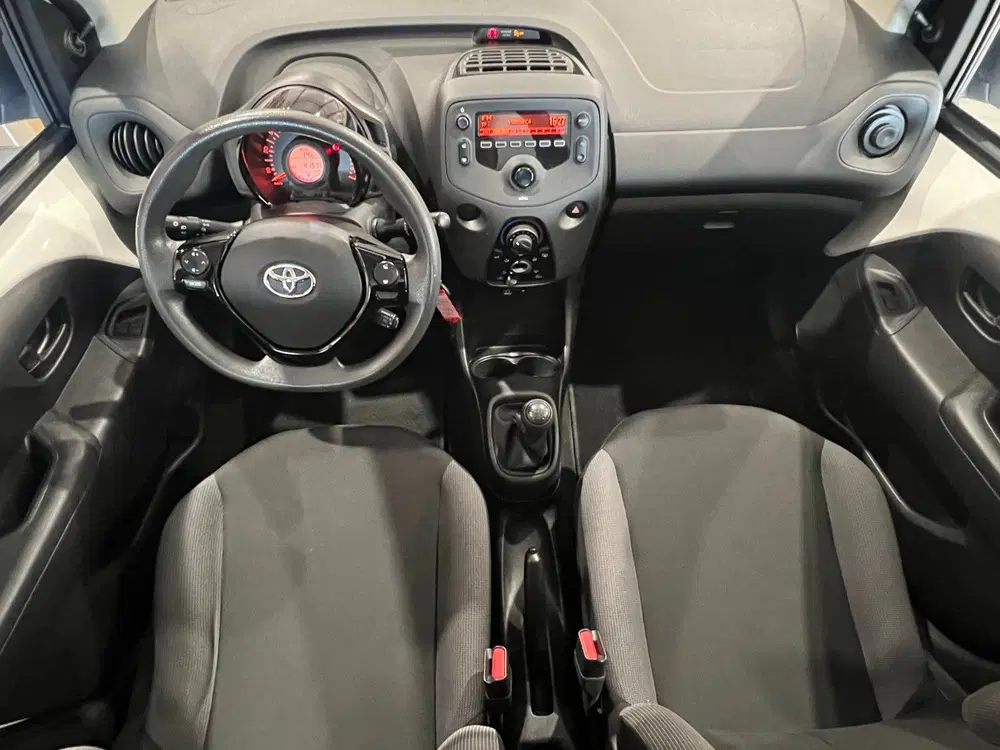 Toyota Aygo 1.0 X-Fun uit 2020, foto 12