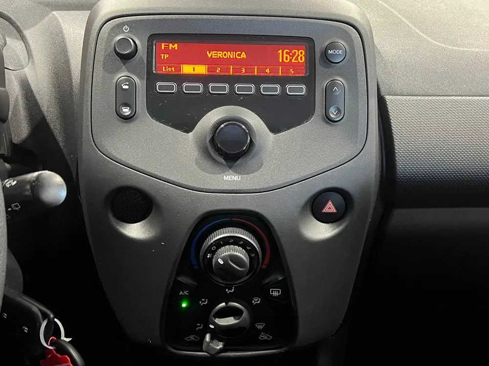 Toyota Aygo 1.0 X-Fun uit 2020, foto 15