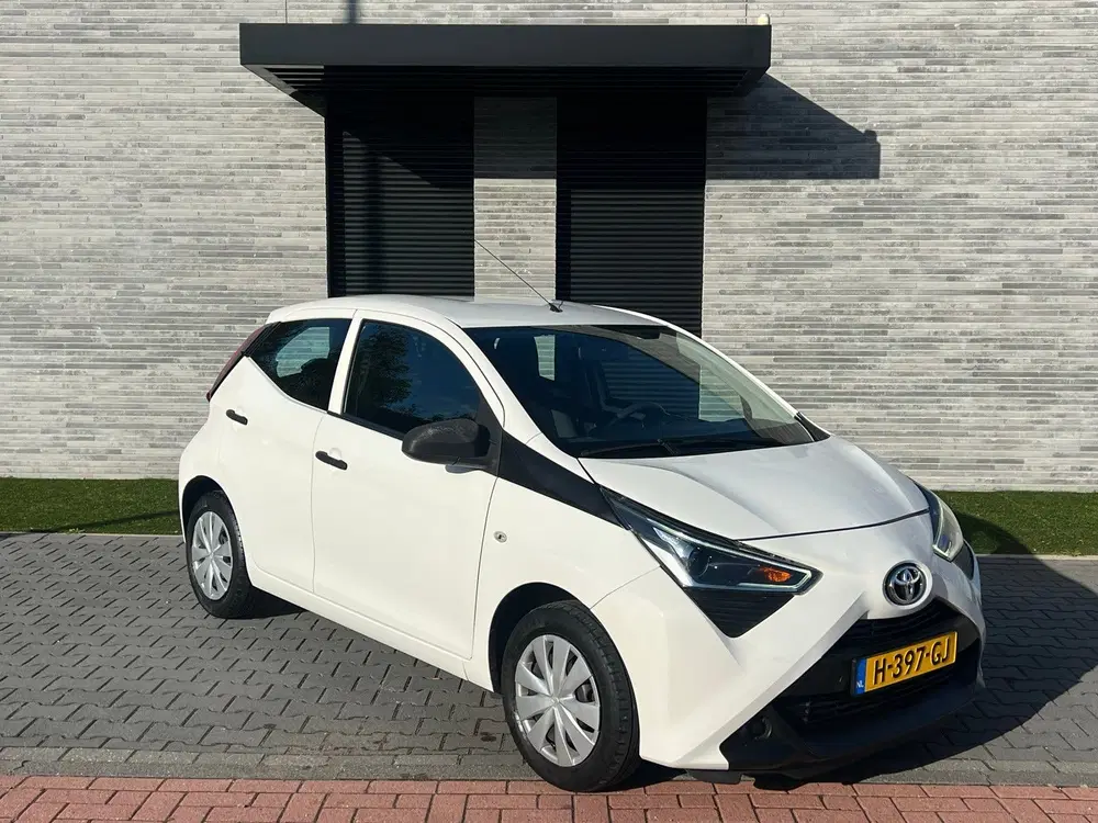 Toyota Aygo 1.0 X-Fun uit 2020, foto 3