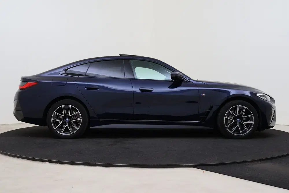 BMW i4 eDrive40 High Executive M Sport uit 2023, foto 7