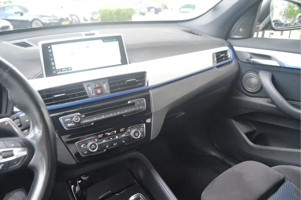 BMW X1 sDrive20i M Sport Automaat uit 2019, foto 11