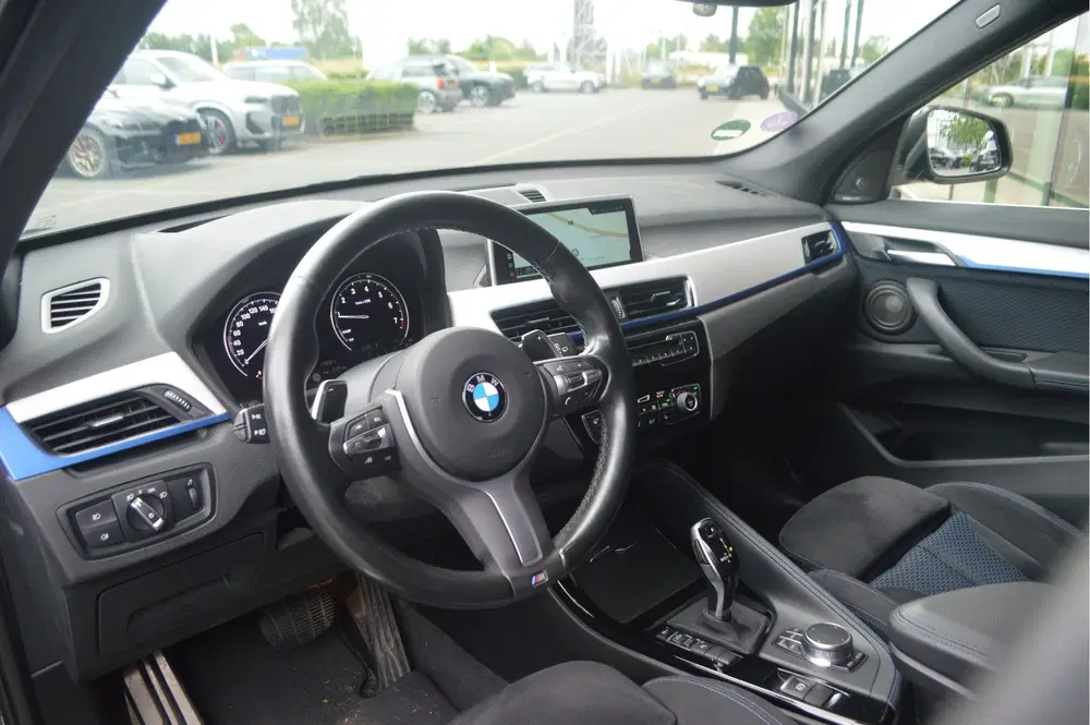 BMW X1 sDrive20i M Sport Automaat uit 2019, foto 2
