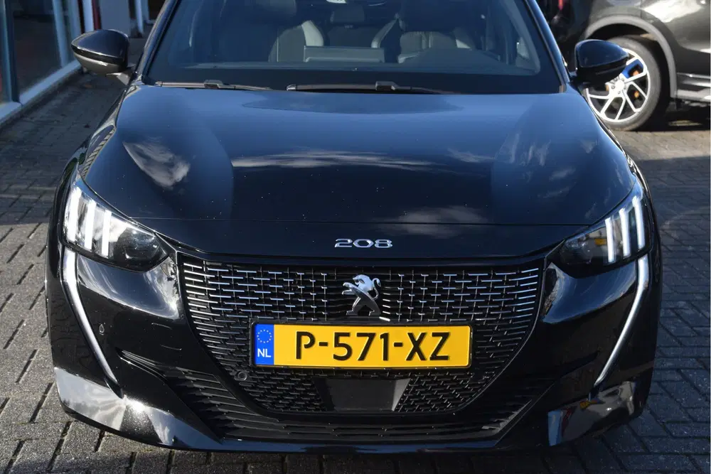 Peugeot 208 1.2 PureTech GT LED uit 2022, foto 11