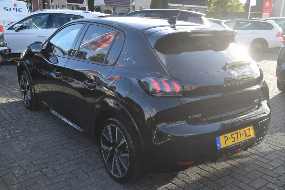 Peugeot 208 1.2 PureTech GT LED uit 2022, foto 4