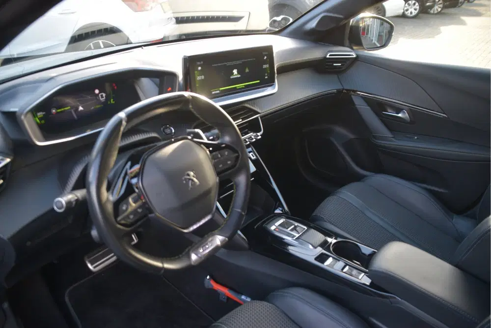 Peugeot 208 1.2 PureTech GT LED uit 2022, foto 7