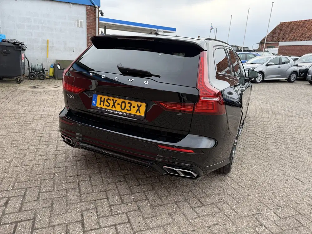 Volvo V60 2.0 T6 350 PK uit 2022, foto 11
