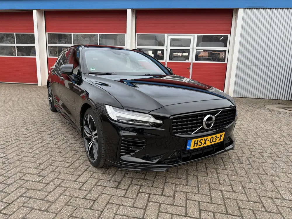 Volvo V60 2.0 T6 350 PK uit 2022, foto 6