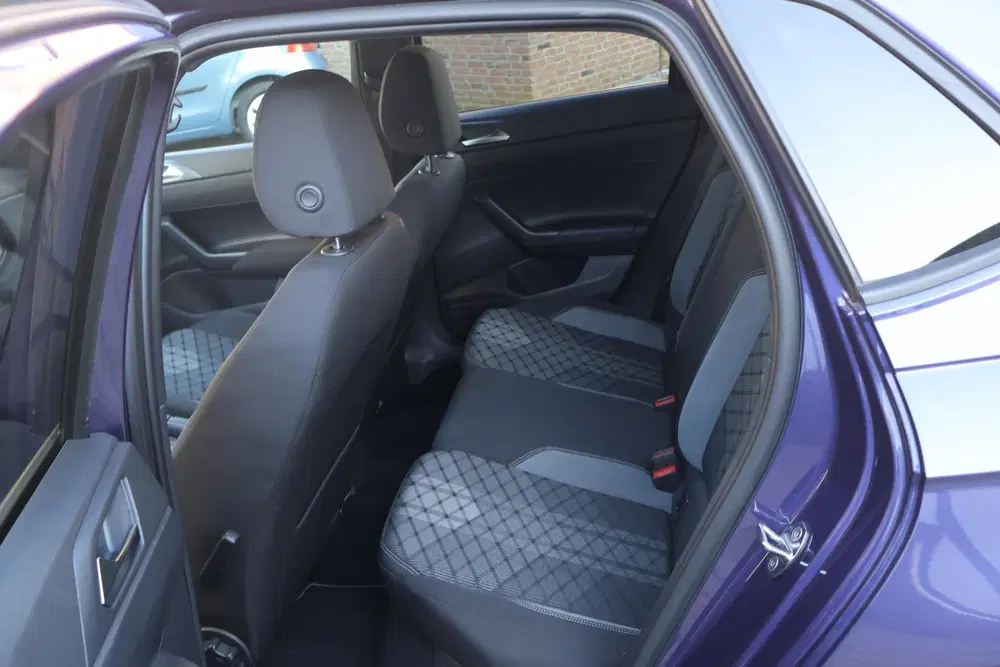 Volkswagen Polo 1.0 TSI R-Line Business Panoramadak uit 2021, foto 9