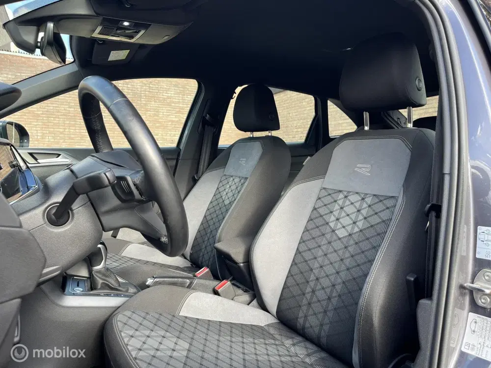 Volkswagen Taigo 1.5 R-Line uit 2023, foto 3