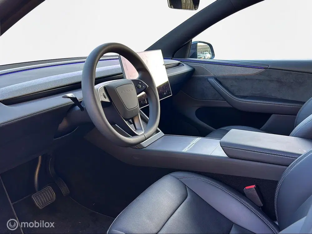 Tesla Model Y Premium Long Range Dual Motor uit 2026, foto 8