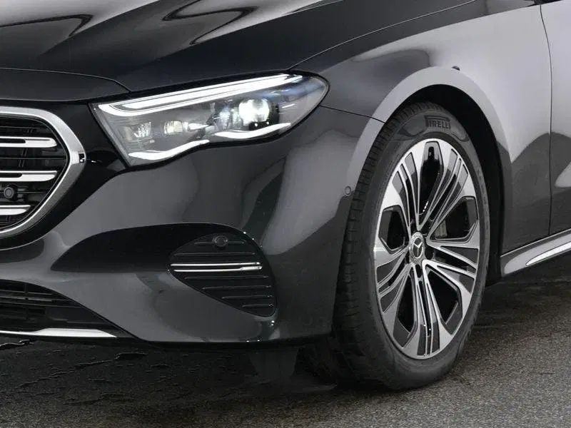 Mercedes-Benz E-Klasse 300 e Exclusive Line uit 2025, foto 7
