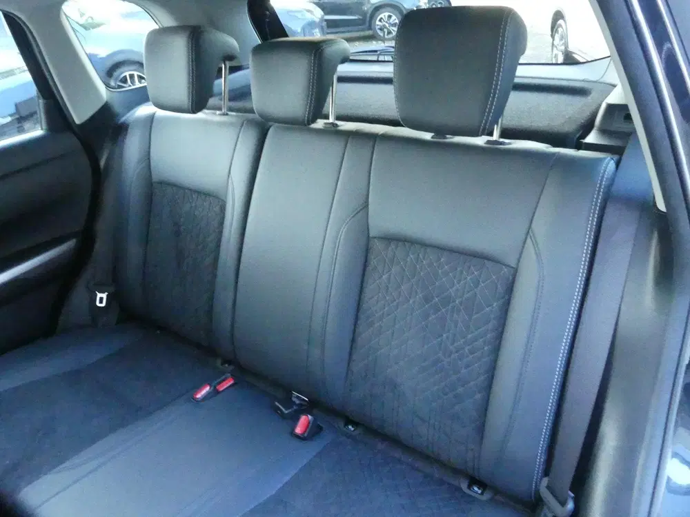 Suzuki Vitara 1.5 Hybrid Style AUTOMAAT TREKHAAK uit 2023, foto 5