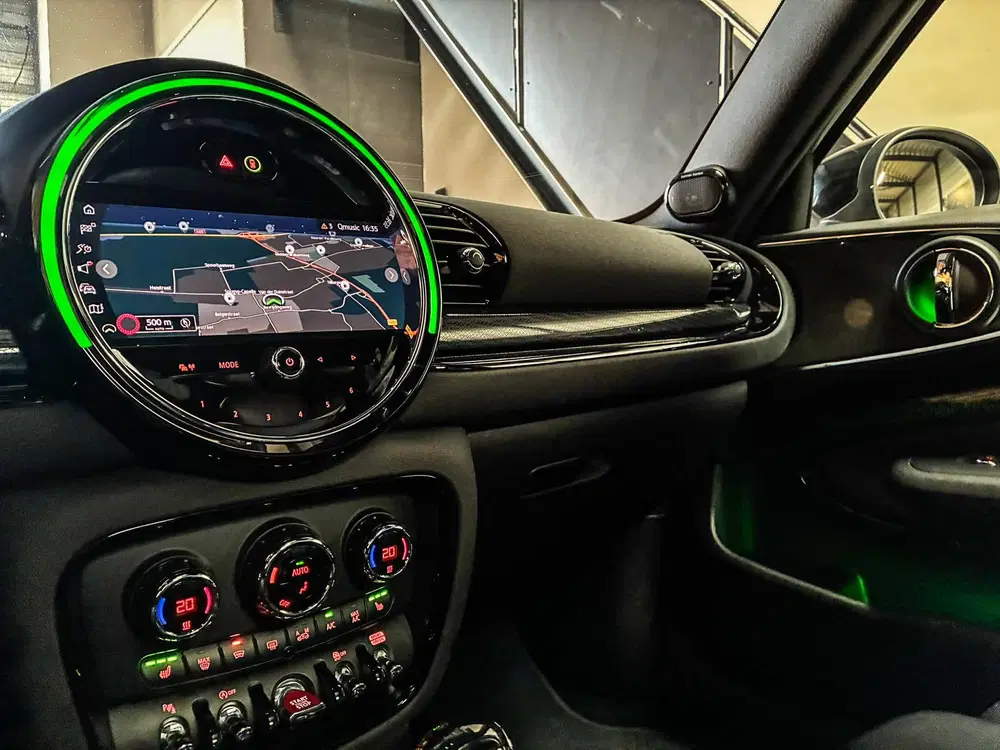 Mini Clubman 2.0 JCW ALL4 John Cooper Works Blackline F uit 2022, foto 10