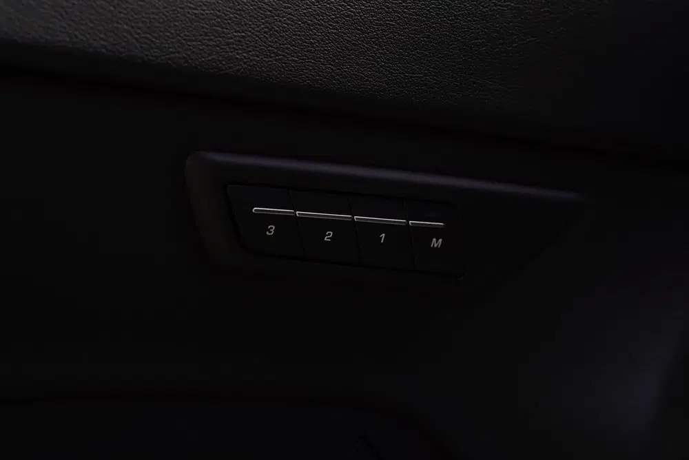 Jaguar E-Pace 1.5 P160 R-Dynamic SE Leer ACC 360° Meridi uit 2021, foto 15