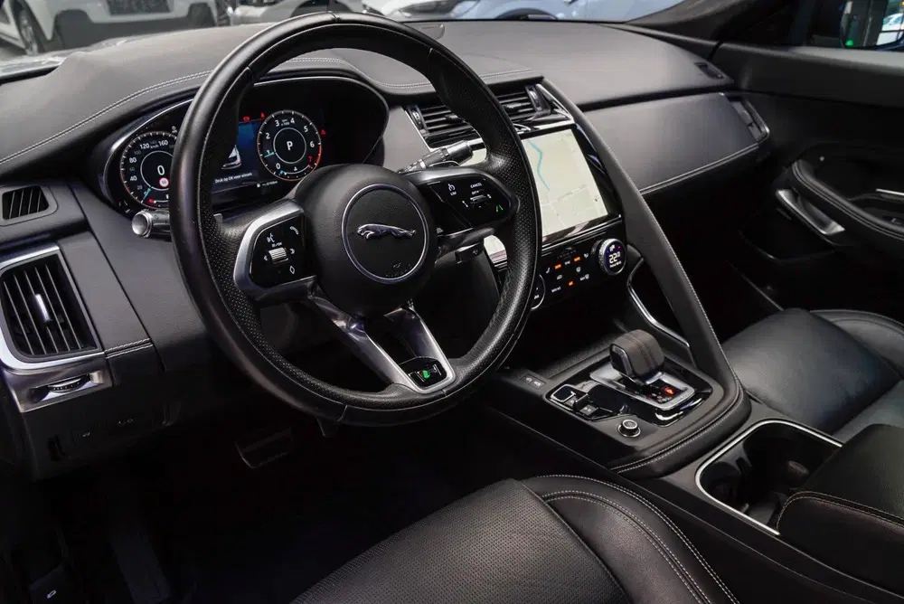 Jaguar E-Pace 1.5 P160 R-Dynamic SE Leer ACC 360° Meridi uit 2021, foto 9