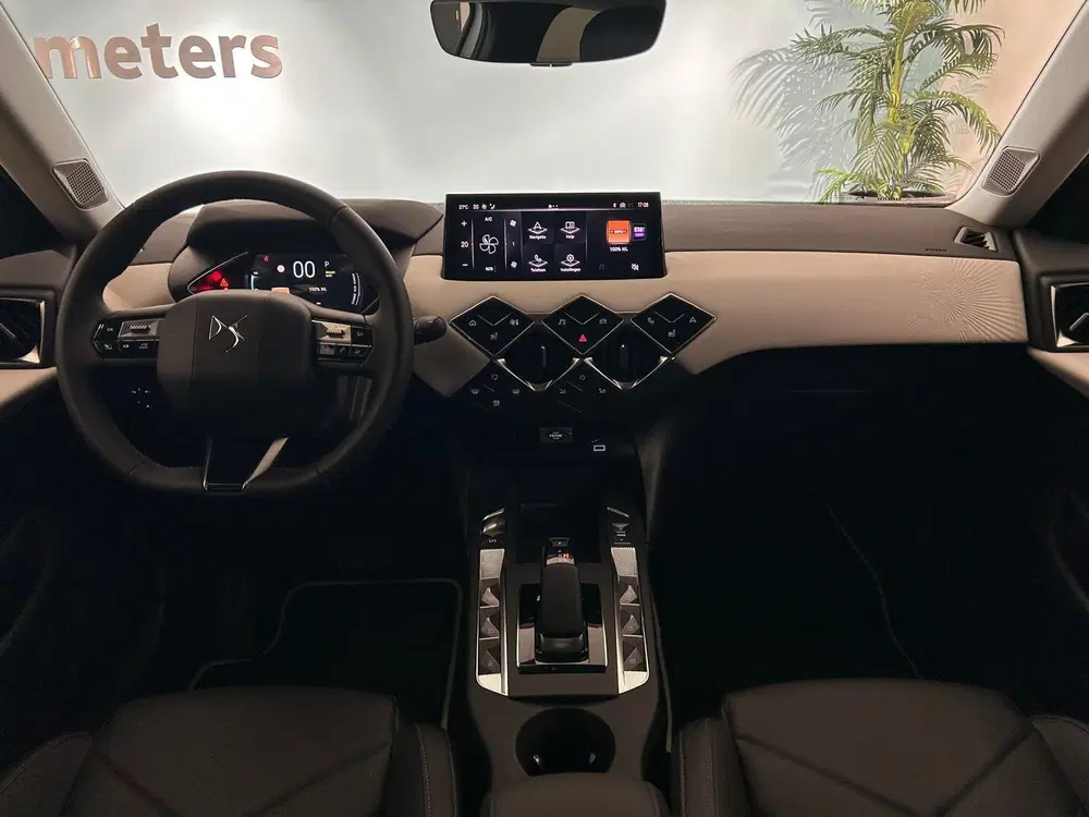 DS Automobiles DS 3 DS 3 E-Tense Esprit De Voyage 54 kWh PACK uit 2024, foto 3