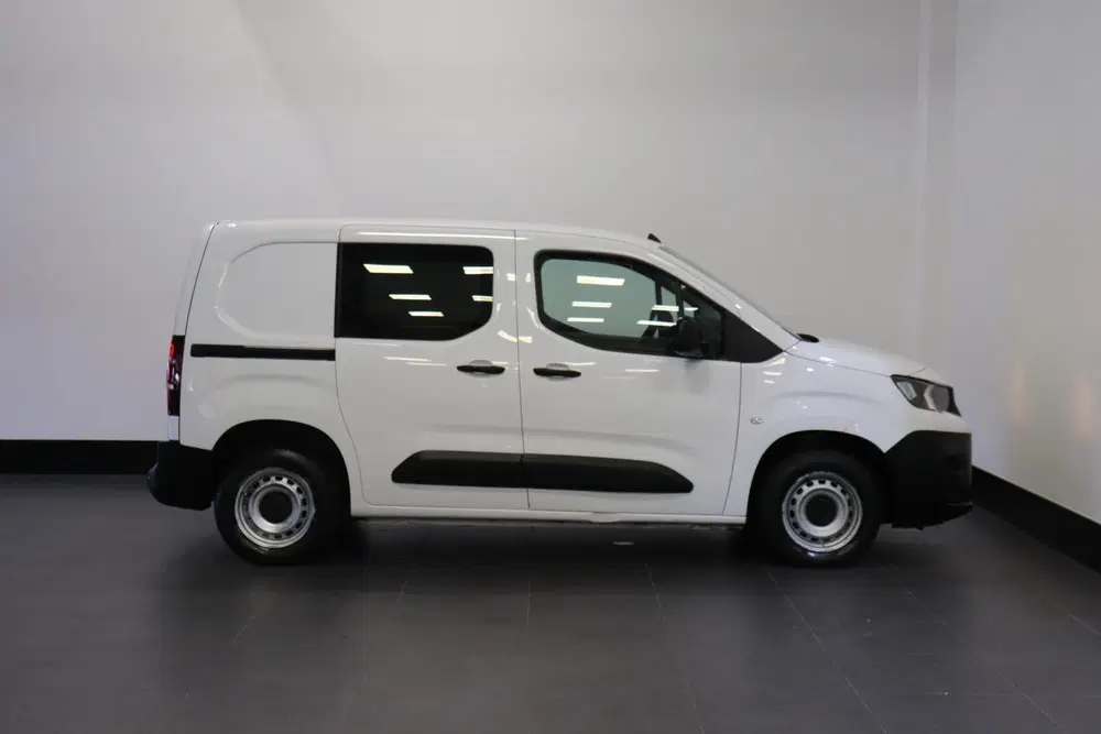 Peugeot Partner 1.2 PT Benzine EURO 6 uit 2022, foto 11