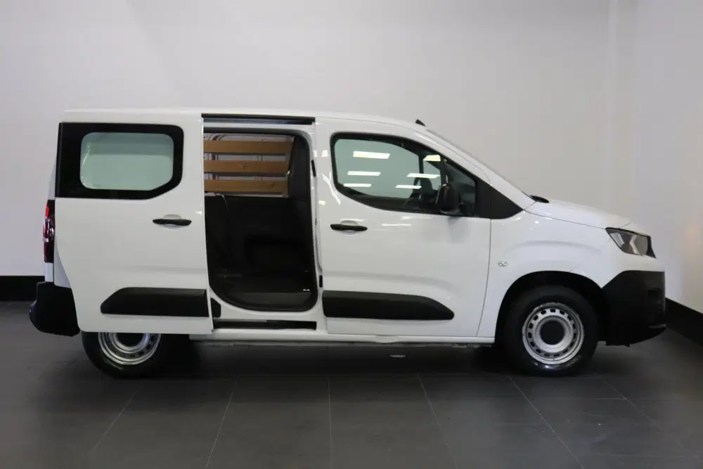 Peugeot Partner 1.2 PT Benzine EURO 6 uit 2022, foto 12