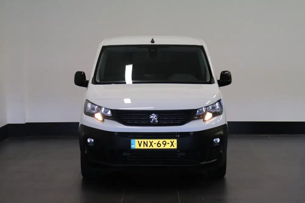 Peugeot Partner 1.2 PT Benzine EURO 6 uit 2022, foto 7